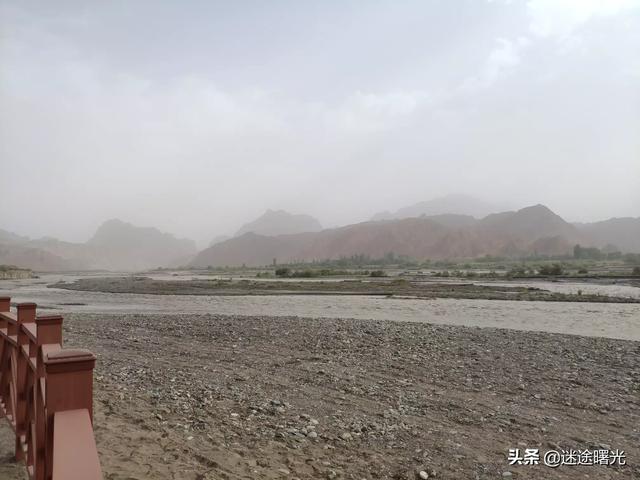 独库公路通车了，打算走一趟，有什么建议帮忙给讲讲？