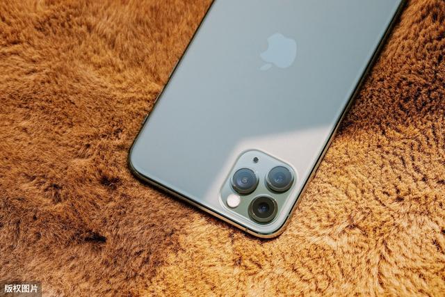 苹果手机怎么群删电话本iphone群删通讯录