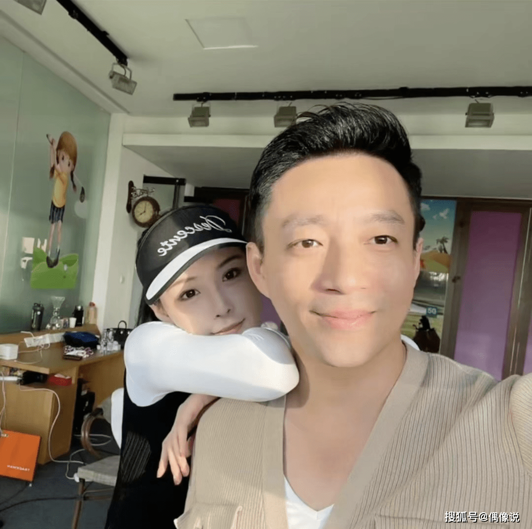 华为p10霸气手机壳
:网传张颖颖怀孕，汪小菲晒情侣手机壳秀恩爱！张兰霸气回应好坚决