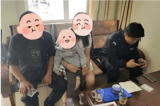 手机充值:保山女子微信钱包突然少了1万余元，一查原来是……